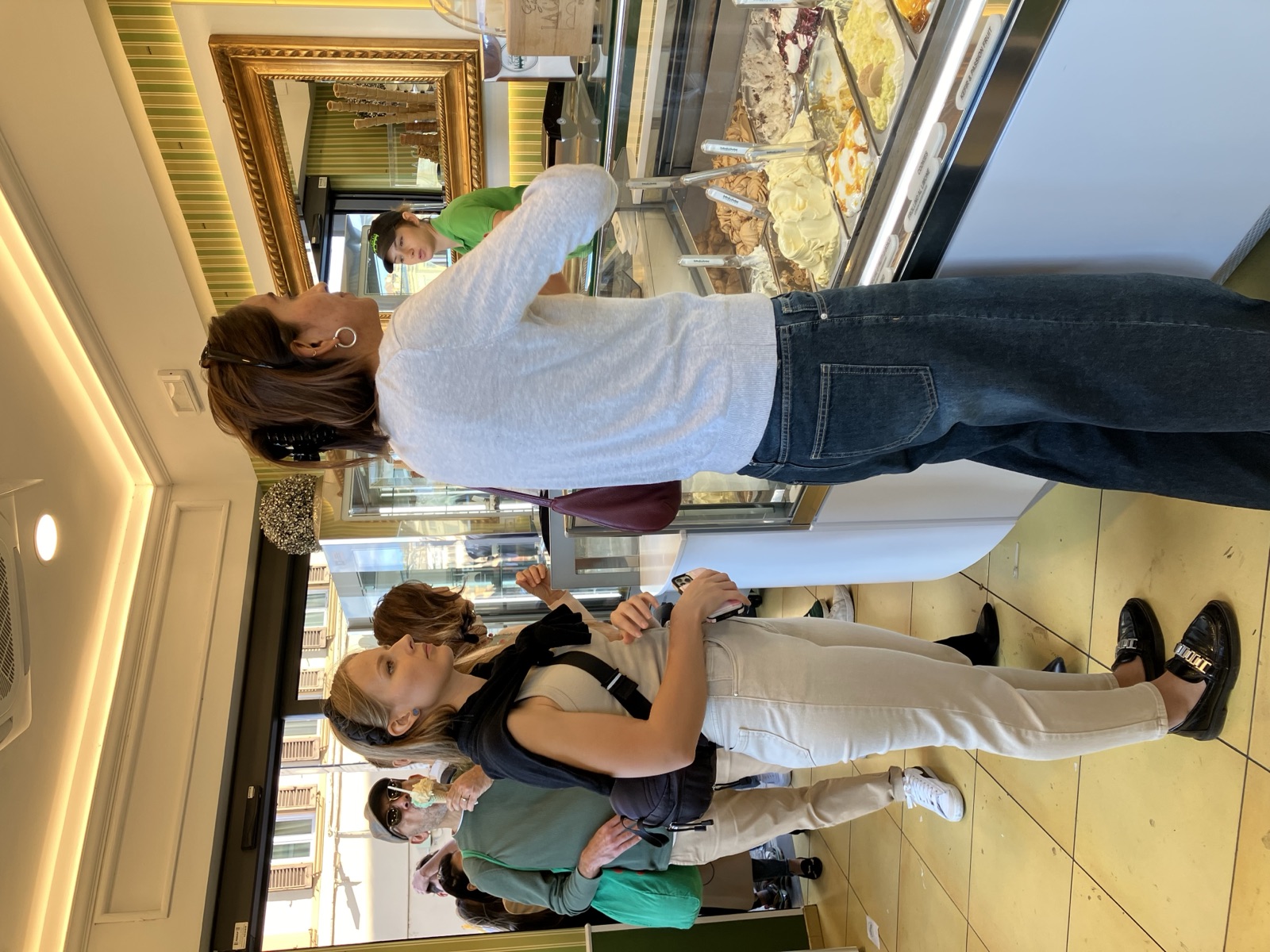 Gelato tour with students